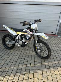 Husqvarna te250