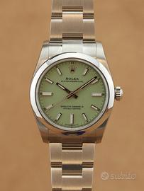 Rolex Oyster Perpetual Ref.124200 Pistacchio NEW