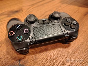Controller DualShock 4 per PS4 + Cuffie/Microfono 