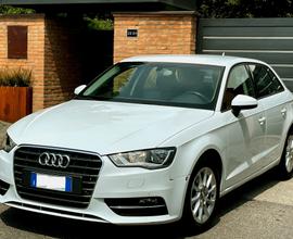 AUDI A3 SPB 1.6D aut.-Sed.Sportivi,Pelle,Navi-2014