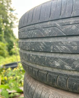Pneumatici Bridgestone 215/55/17