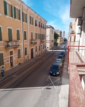 Appartamento zona Magistero Belle Arti - Via Diaz