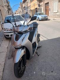 HONDA SH 350