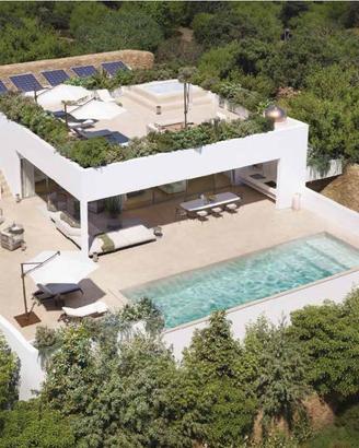 Villa di 550 m² con 3 locali e box auto a Arzachen