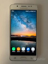 Samsung Galaxy J5