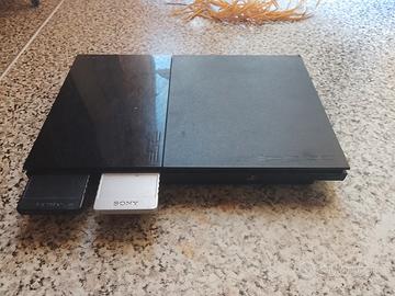 PS2 funzionante completa +  controller + cavi 