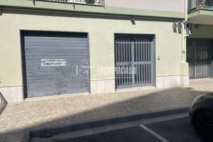 Locale Commerciale a Casalnuovo di Napoli 2 locali