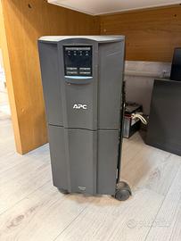 UPS Smart 2200 APC con batterie esauste