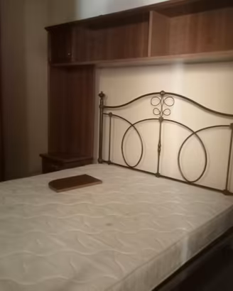 Letto in ferro battuto+ struttura a ponte 