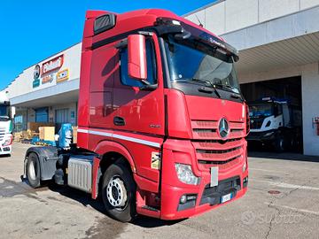 B457 - Trattore stradale Mercedes-Benz Actros 18.4
