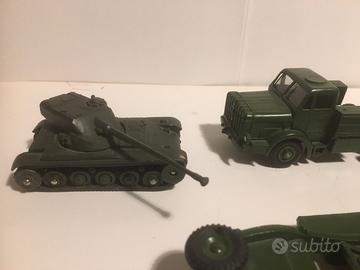 Modellini militari DINKY