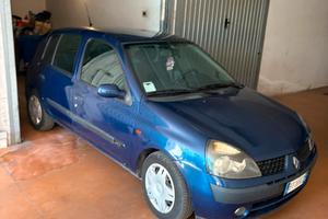 clio 1.5 deisel ,ok neopatentati auto perfetta