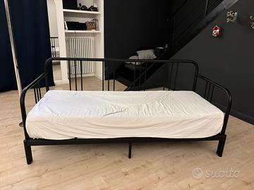 Divano letto singolo e matrimoniale ikea