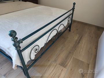 Letto in ferro battuto completo
