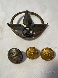 Militaria Esercito Fregio Basco Autieri + 3 Botton