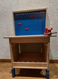 Tavolo da lavoro in legno Ikea giocattolo