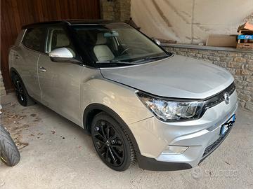 SsangYong Tivoli 1.6d 4x4 cambio automatico