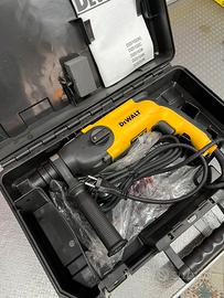 Tassellatore DeWalt D25102 650W Nuovo