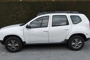 Dacia Duster Laureate 1600 gpl