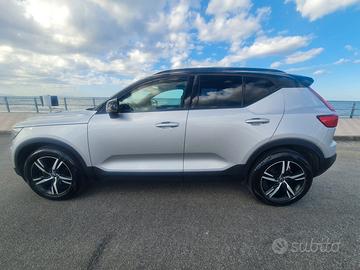 Volvo xc40 R-Design