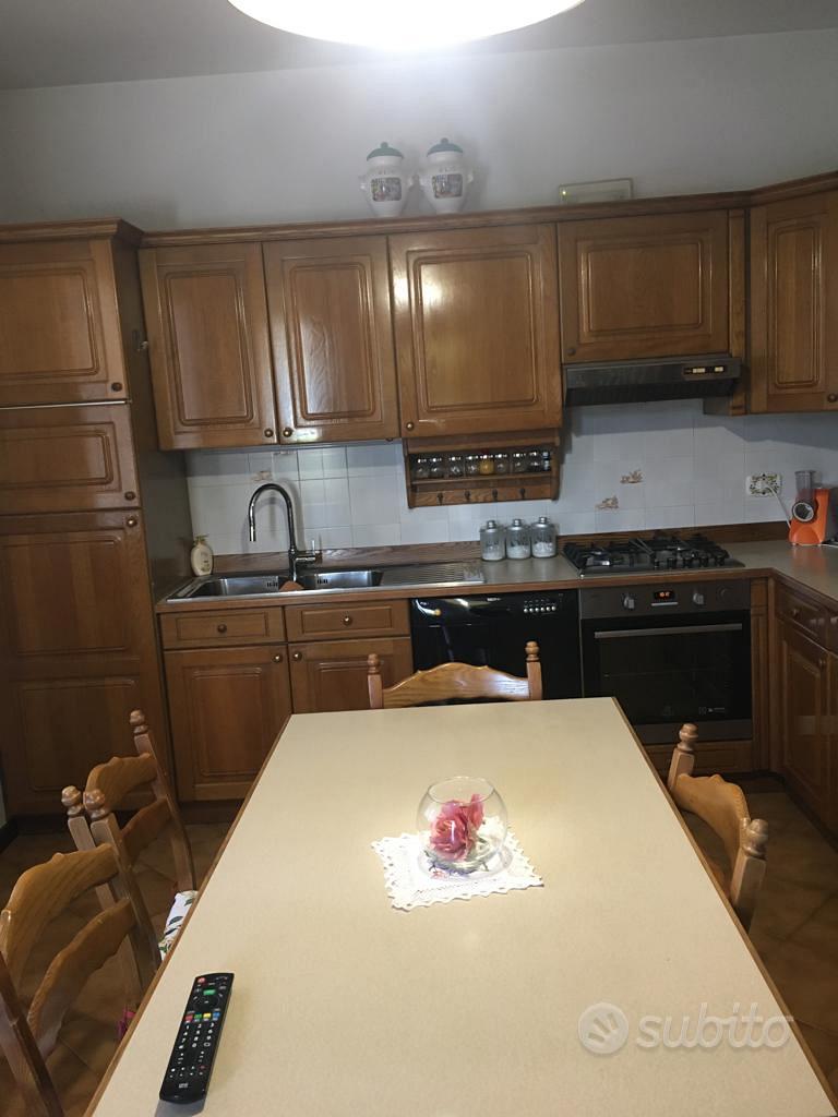 MECCANISMO ANGOLO CUCINA + BASE - Arredamento e Casalinghi In vendita a  Treviso