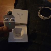 Apple Airpods 2 tenute benissimo