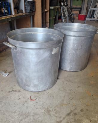 pentoloni di alluminio 