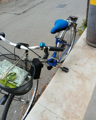 bici da donna pari al nuovo