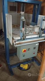 Pressetta per guanciali