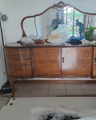 Credenza in stile Chippendale italiano