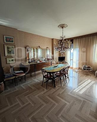 Appartamento Modena [Cod. rif GIAR7389VRG]