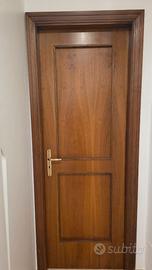 n.6 porte (di cui 1 vetro) da interno Legno Noce