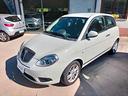 lancia-ypsilon-1-2-69-cv-unyca-x-neopatentati-