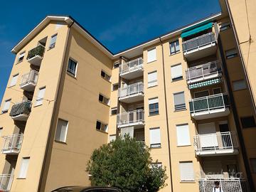 Privato vende appartamento