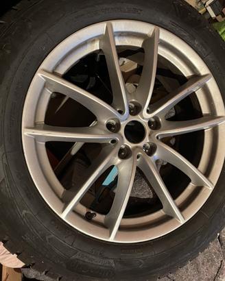 Cerchi 18 F25 originali bmw con goodyear invernali