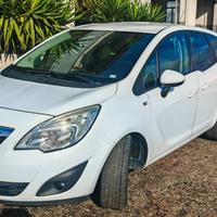Opel Meriva van autocarro 5 posti
