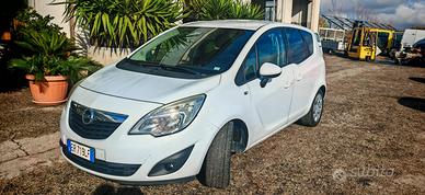 Opel Meriva van autocarro 5 posti
