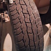 pneumatici 235 70 R17  land Rover 