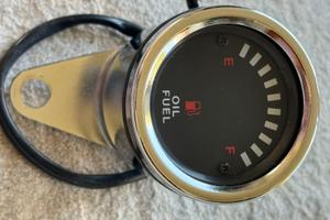 Inicatore livello carburane