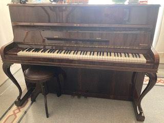 Pianoforte verticale DOINA
