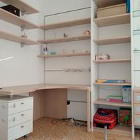 Cameretta bambino/a completo con scrivania