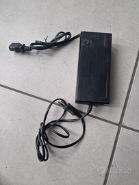 Caricabatterie scooter elettrico Citycoco