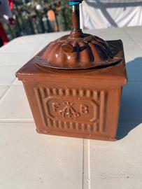 Macinino antico Tre Spade da collezione
