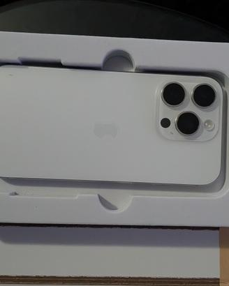 16 pro 256 batteria 94%