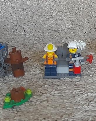 LEGO Creator 31075 e 60184 Esploratori