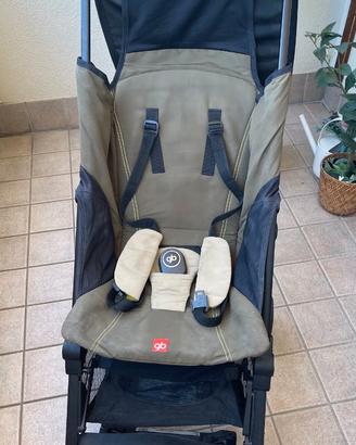Passeggino GB Pockit+ ultracompatto con borsa