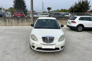 LANCIA Ypsilon 1.2 69 CV Unyca