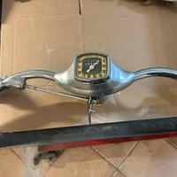 Vespa bacchetta contachilometri no faro basso oi