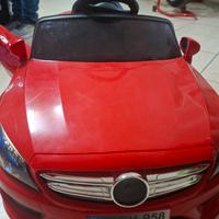 macchina Mercedes 