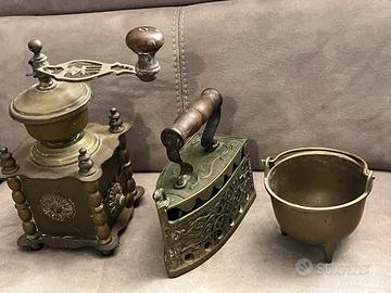 Macinacaffè ferro incensiera in ottone francese